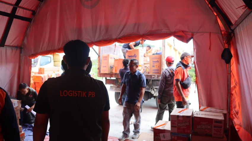 distribusi-logistik-di-sumut-dipercepat-infrastruktur-bertahap-pulih-uig.jpg