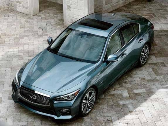 infiniti-siap-luncurkan-sedan-sport-turbo-bertransmisi-manual-tmh.jpg