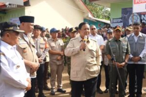 prabowo-ke-pengungsi-agam-huntara-mulai-dibangun-selesai-dalam-sebulan-zoo.jpg