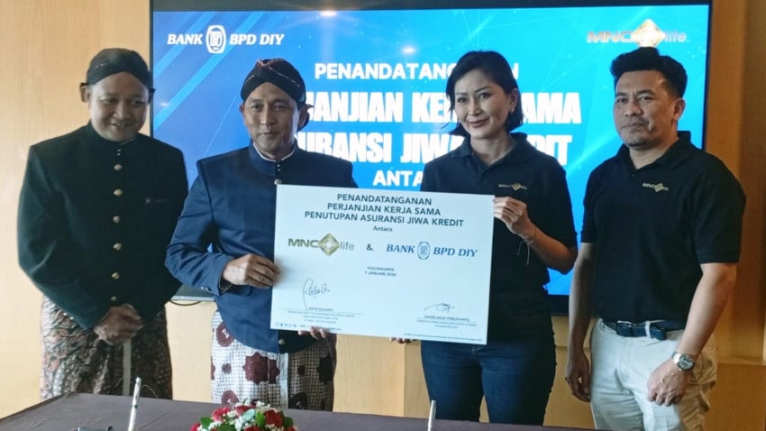 mnc-life-dan-bpd-diy-resmi-teken-kerja-sama-asuransi-jiwa-kredit-kcn.jpeg