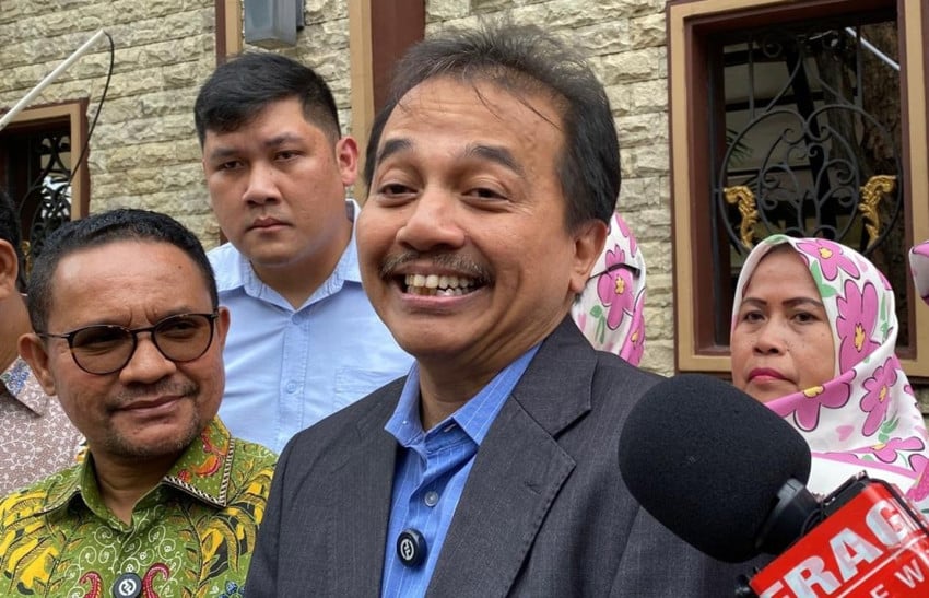 roy-suryo-ungkap-ada-2-aparat-di-pertemuan-eggi-sudjanadamai-hari-lubis-dengan-jokowi-ymm.jpg