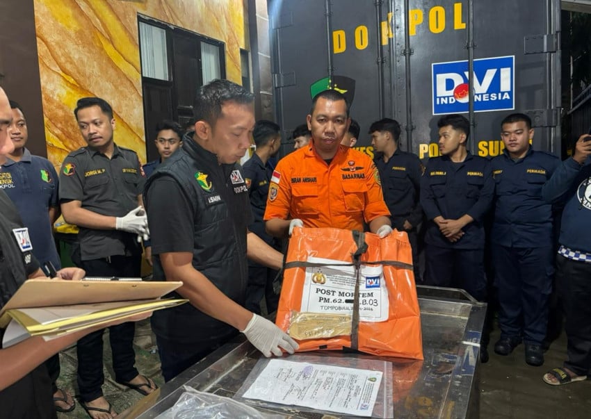 sar-gabungan-temukan-body-part-korban-jatuhnya-pesawat-atr-42500-langsung-diserahkan-ke-dvi-hni.jpg
