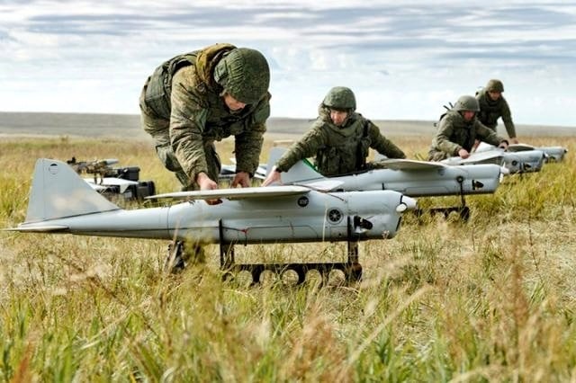 drone-ukraina-hancurkan-kilang-minyak-rusia-ulb.jpg