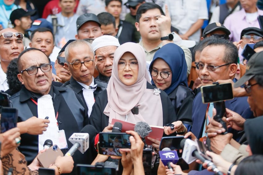 dokter-tifa-kaget-ban-mobilnya-robek-panjang-netizen-bicara-teror-dan-pengecut-pek.jpg