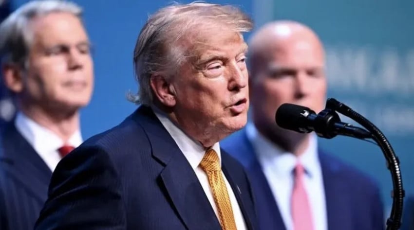 survei-warga-as-tingkat-dukungan-terhadap-trump-anjlok-ke-rekor-terendah-33-mby.jpg